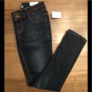 Mudd jegging mid rise NWT